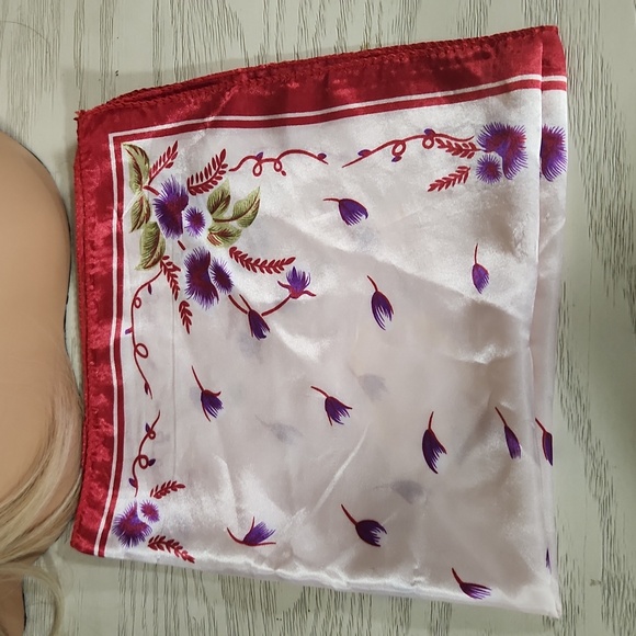 3 Square Neck Scarfs Very Pretty. - Picture 11 of 15